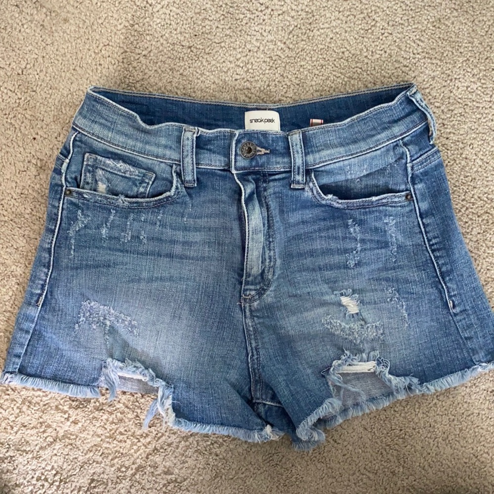 Sneakpeek jean shorts